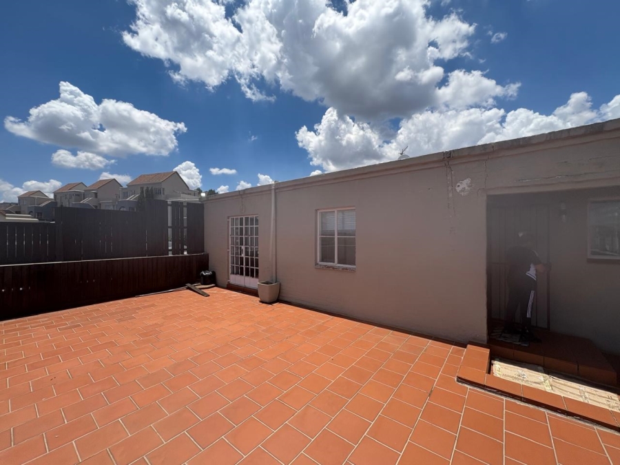 2 Bedroom Property for Sale in Ridgeway Gauteng