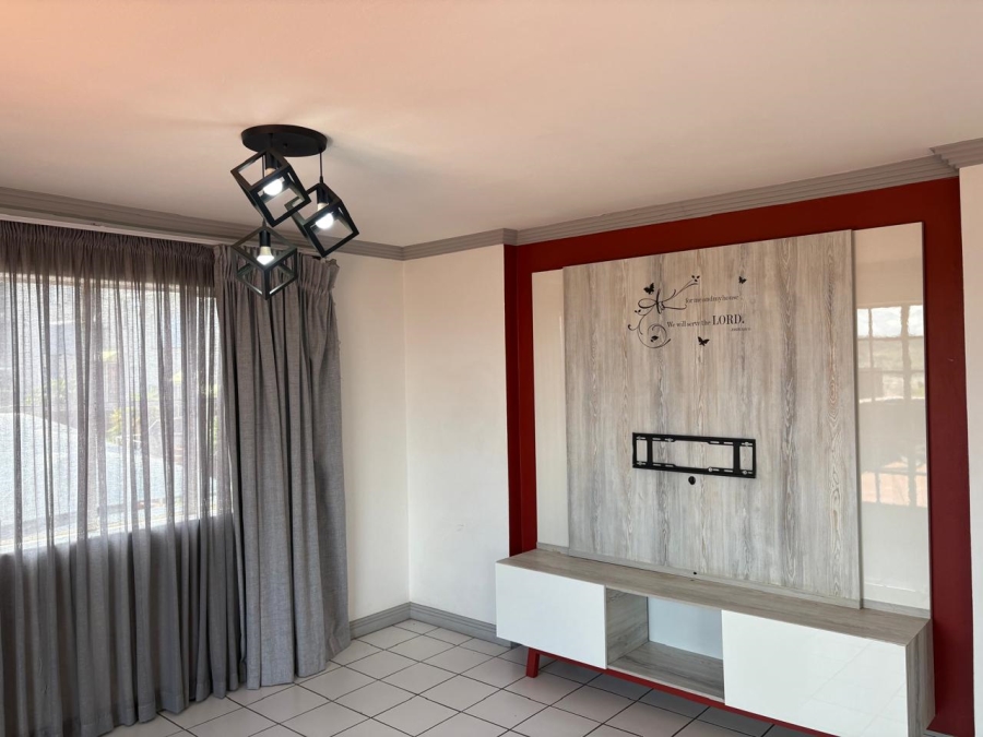 2 Bedroom Property for Sale in Ridgeway Gauteng