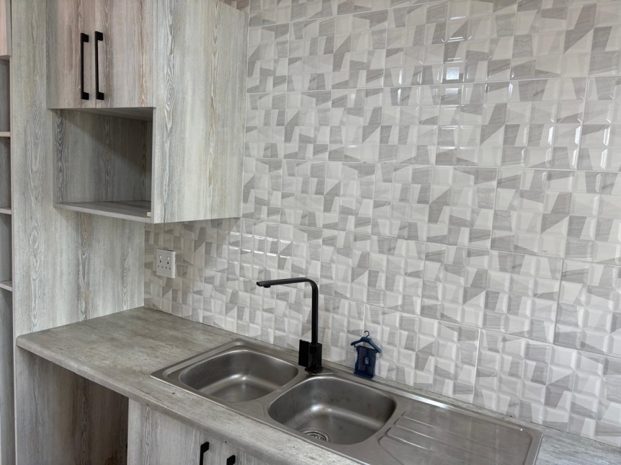 2 Bedroom Property for Sale in Ridgeway Gauteng