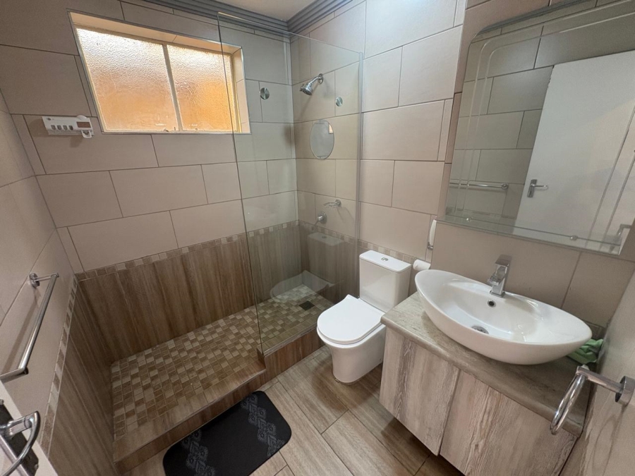 2 Bedroom Property for Sale in Ridgeway Gauteng