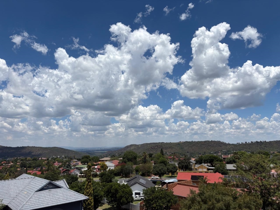 2 Bedroom Property for Sale in Ridgeway Gauteng