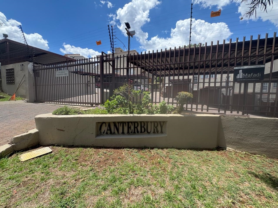 2 Bedroom Property for Sale in Ridgeway Gauteng