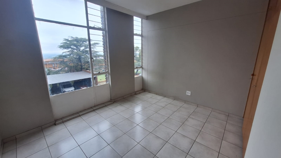 2 Bedroom Property for Sale in South Crest Gauteng