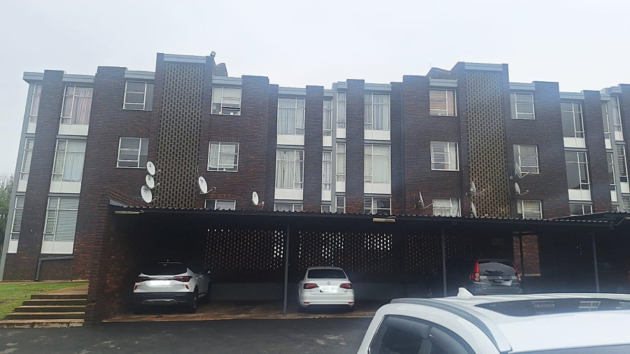 2 Bedroom Property for Sale in South Crest Gauteng