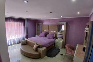 4 Bedroom Property for Sale in Alan Manor Ext 2 Gauteng