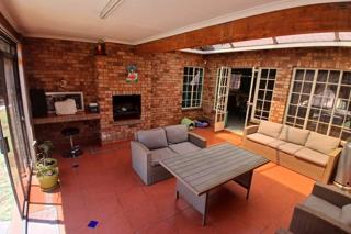 4 Bedroom Property for Sale in Alan Manor Ext 2 Gauteng