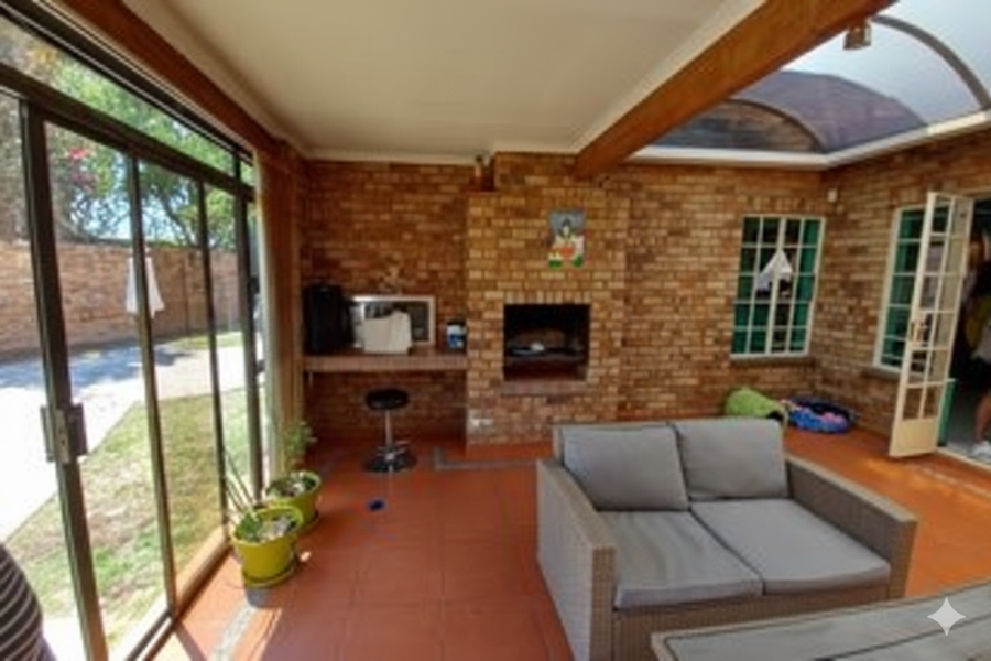 4 Bedroom Property for Sale in Alan Manor Ext 2 Gauteng