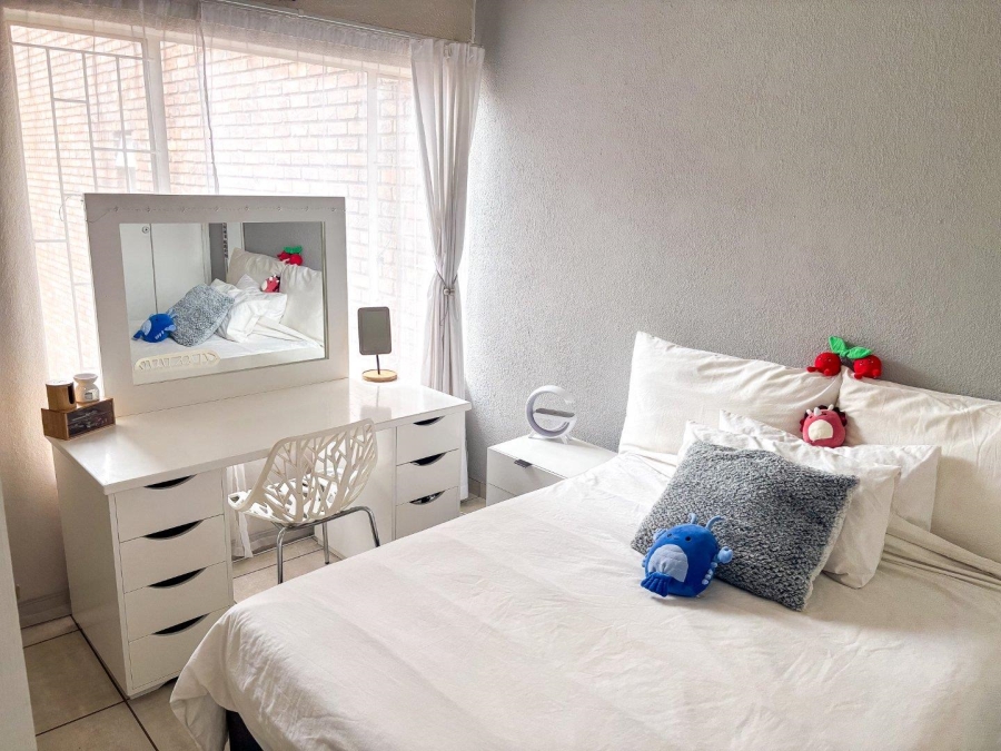 3 Bedroom Property for Sale in Brackendowns Gauteng