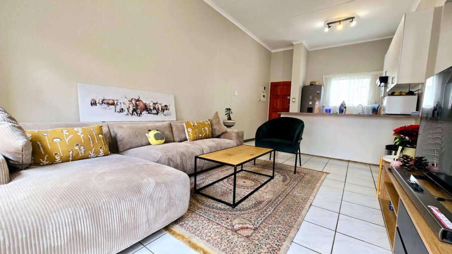 2 Bedroom Property for Sale in Garsfontein Gauteng