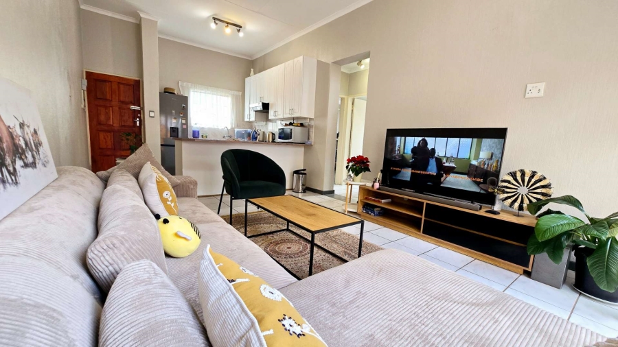 2 Bedroom Property for Sale in Garsfontein Gauteng