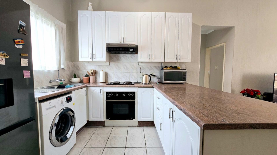 2 Bedroom Property for Sale in Garsfontein Gauteng