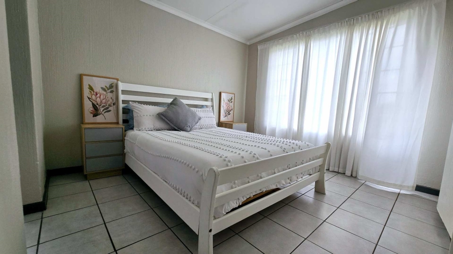 2 Bedroom Property for Sale in Garsfontein Gauteng