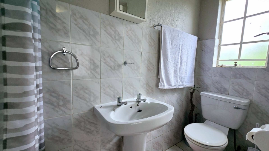 2 Bedroom Property for Sale in Garsfontein Gauteng