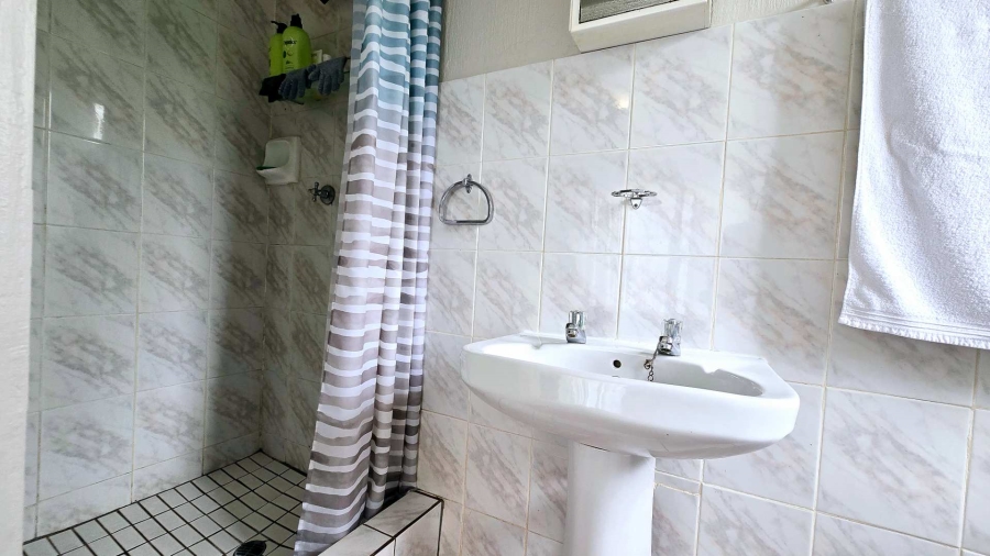 2 Bedroom Property for Sale in Garsfontein Gauteng