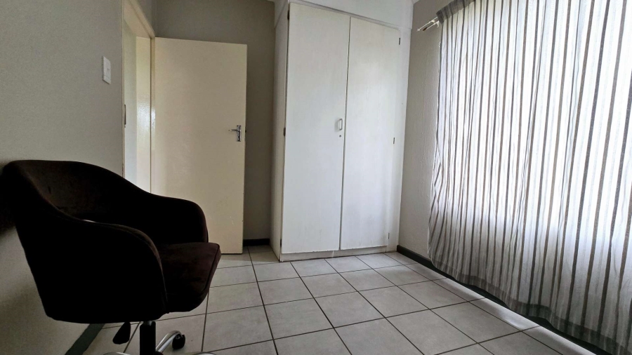 2 Bedroom Property for Sale in Garsfontein Gauteng