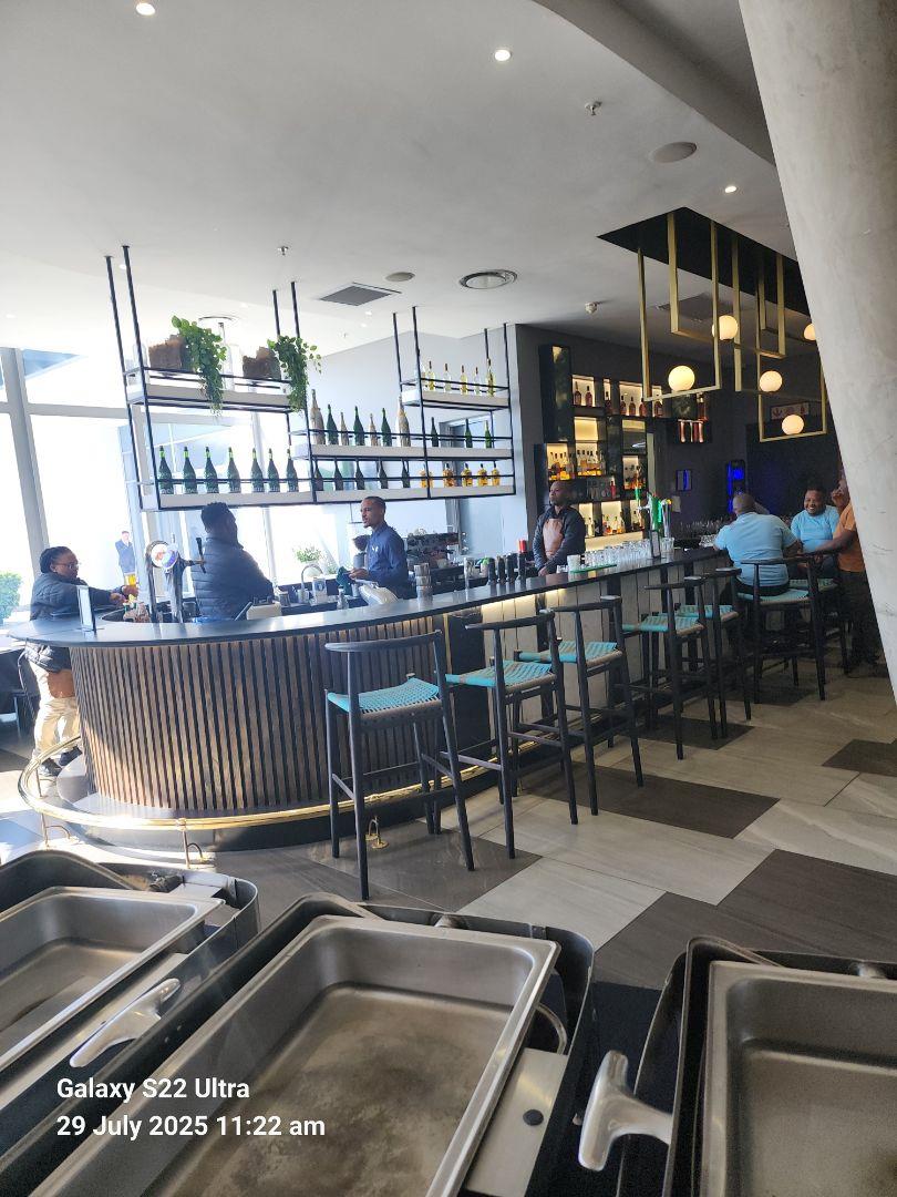 1 Bedroom Property for Sale in Sandton Central Gauteng