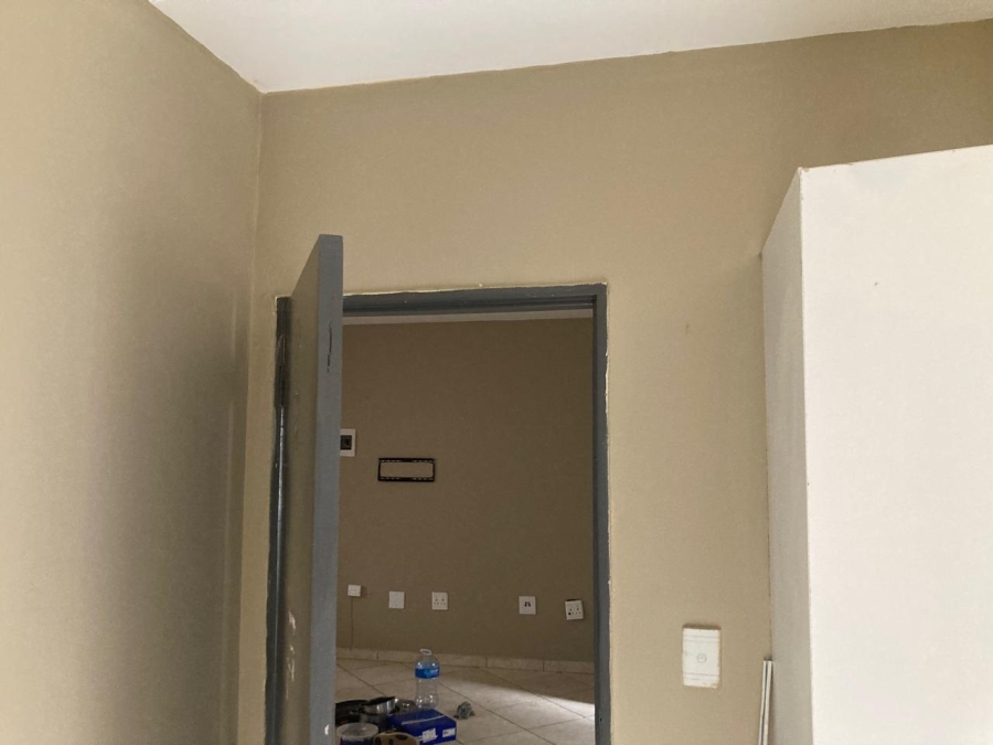 2 Bedroom Property for Sale in Jabulani Gauteng