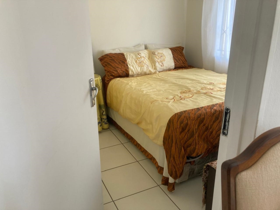 2 Bedroom Property for Sale in Fleurhof Gauteng