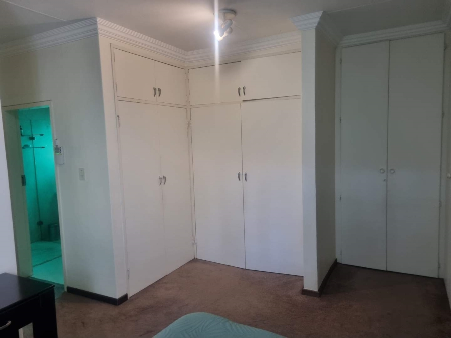 5 Bedroom Property for Sale in Midrand Gauteng