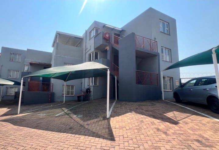 2 Bedroom Property for Sale in Ridgeway Ext 4 Gauteng