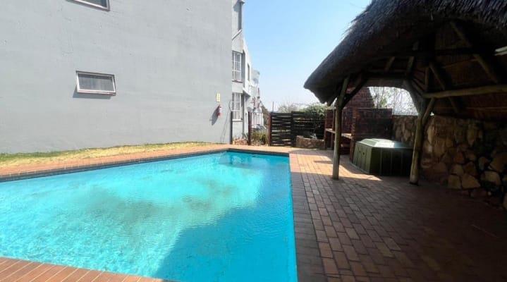 2 Bedroom Property for Sale in Ridgeway Ext 4 Gauteng