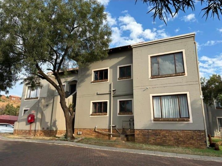 2 Bedroom Property for Sale in Winchester Hills Gauteng
