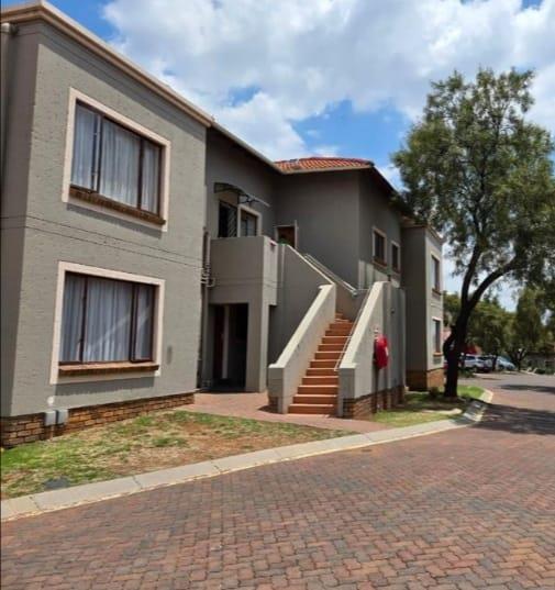 2 Bedroom Property for Sale in Winchester Hills Gauteng