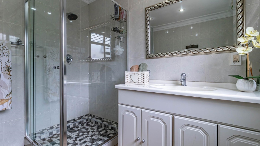 3 Bedroom Property for Sale in Morehill Gauteng