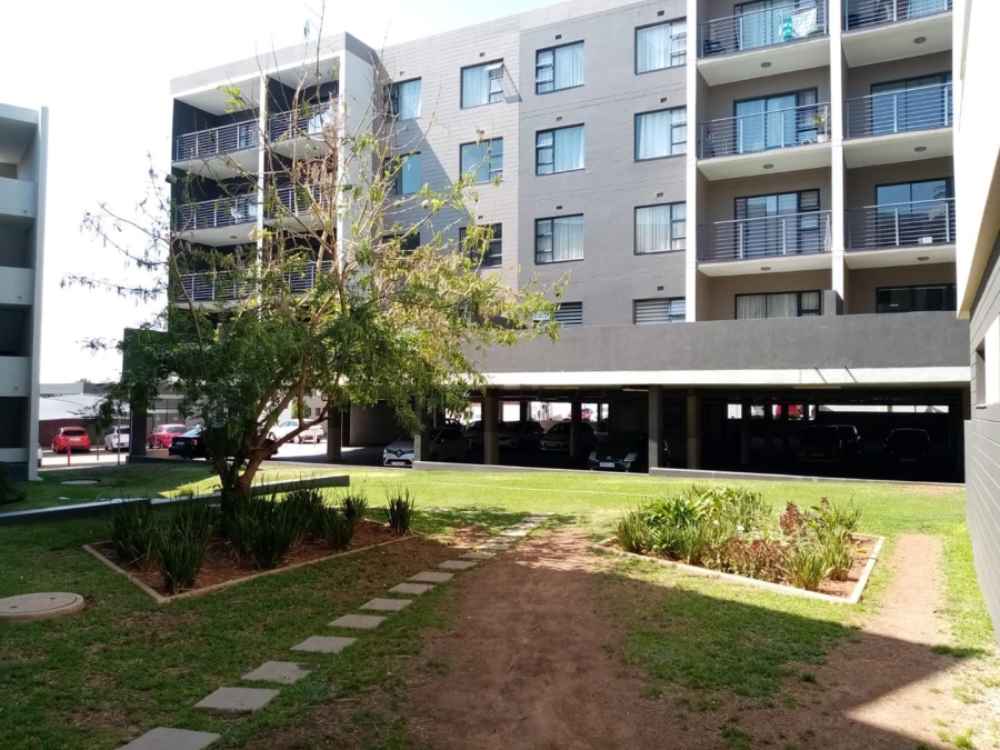 2 Bedroom Property for Sale in North Riding Gauteng