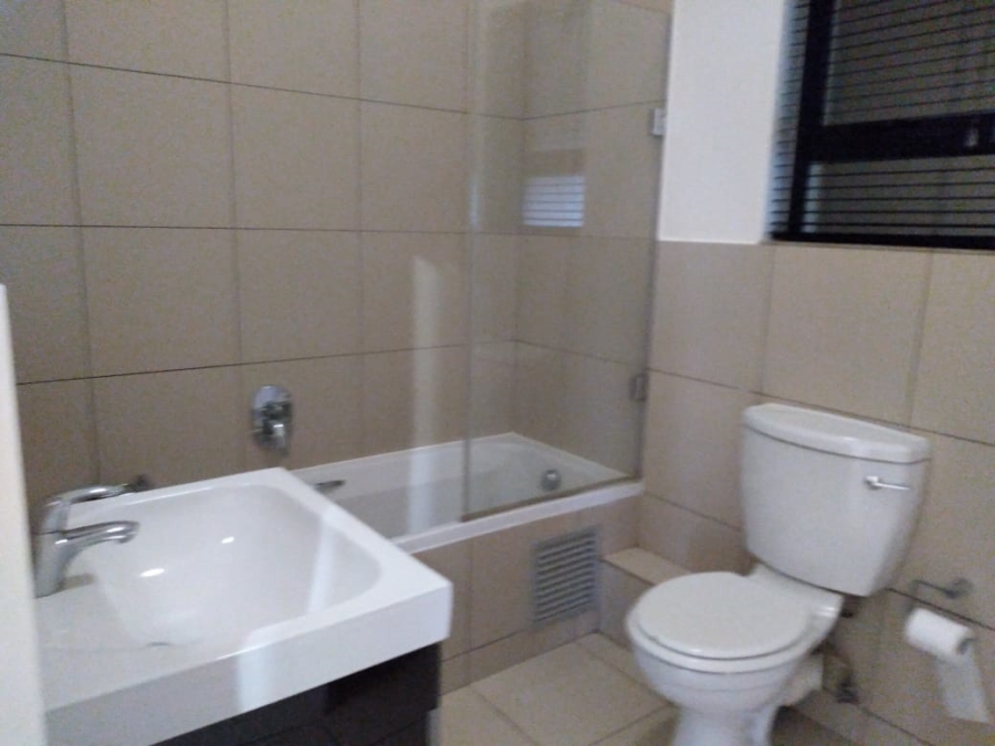 To Let 1 Bedroom Property for Rent in Jackal Creek Golf Estate Gauteng