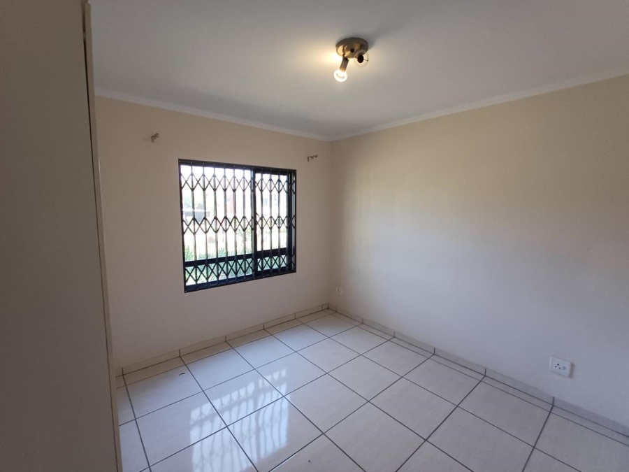 To Let 2 Bedroom Property for Rent in Jackal Creek Golf Estate Gauteng