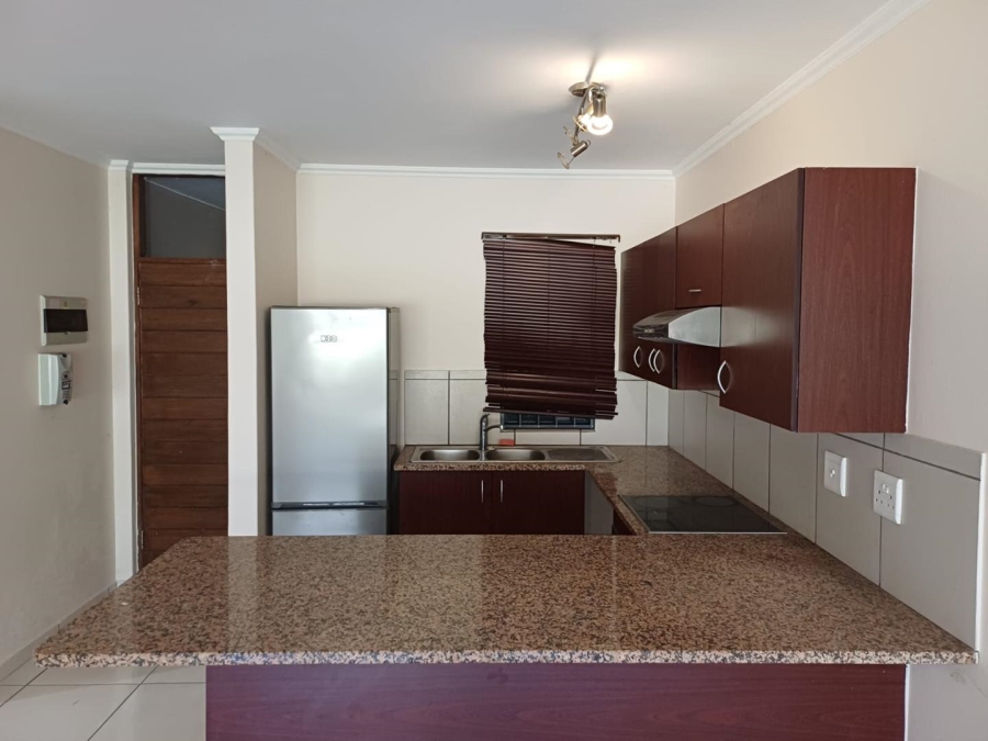 To Let 2 Bedroom Property for Rent in Jackal Creek Golf Estate Gauteng