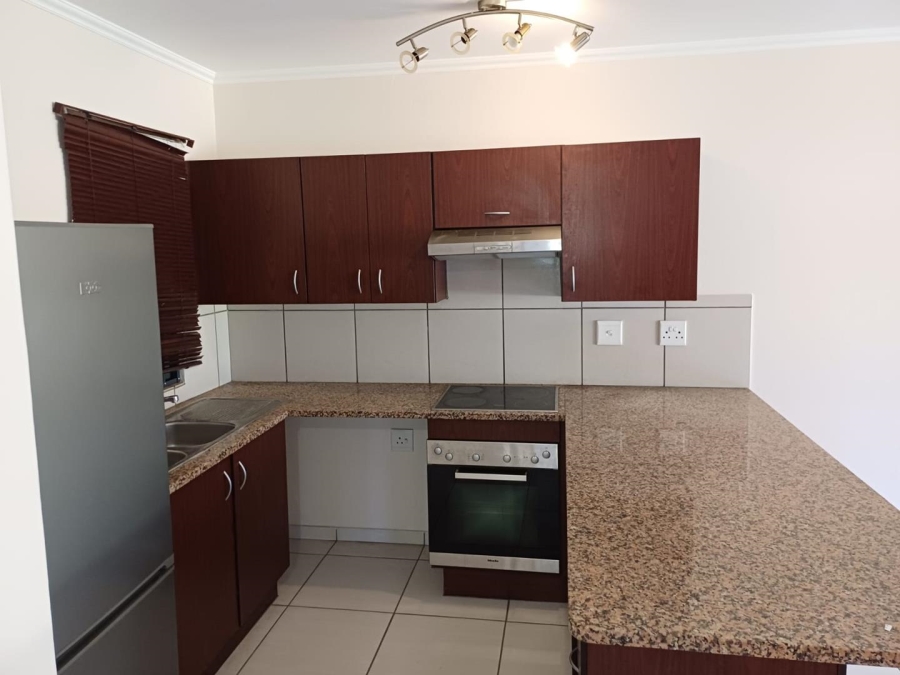 To Let 2 Bedroom Property for Rent in Jackal Creek Golf Estate Gauteng