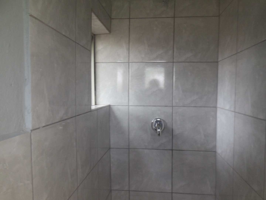 To Let 1 Bedroom Property for Rent in Silverton Gauteng