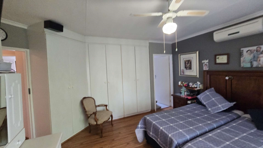 4 Bedroom Property for Sale in Magalieskruin Gauteng