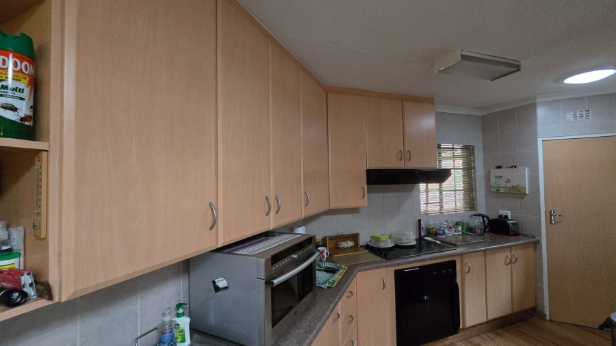 4 Bedroom Property for Sale in Magalieskruin Gauteng