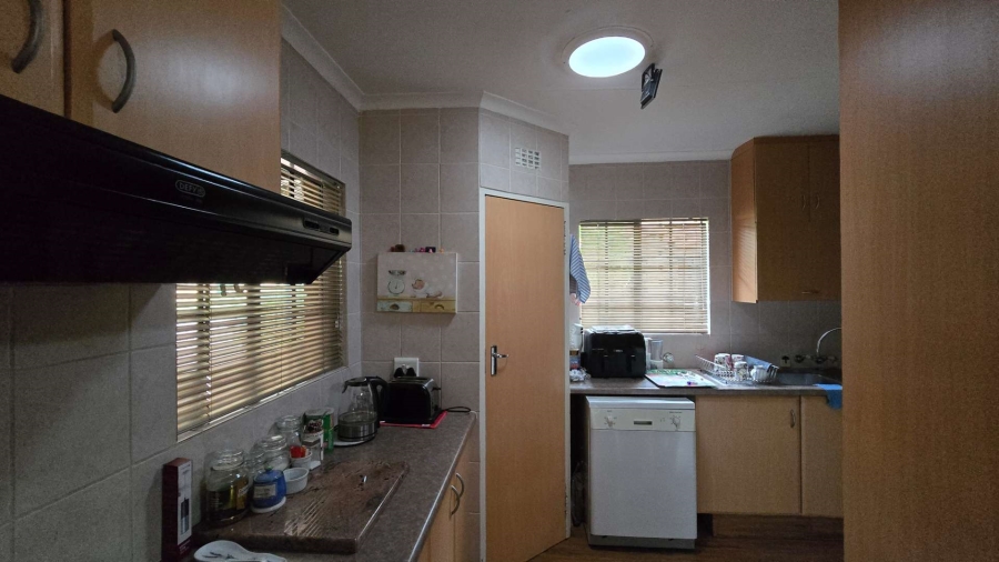 4 Bedroom Property for Sale in Magalieskruin Gauteng