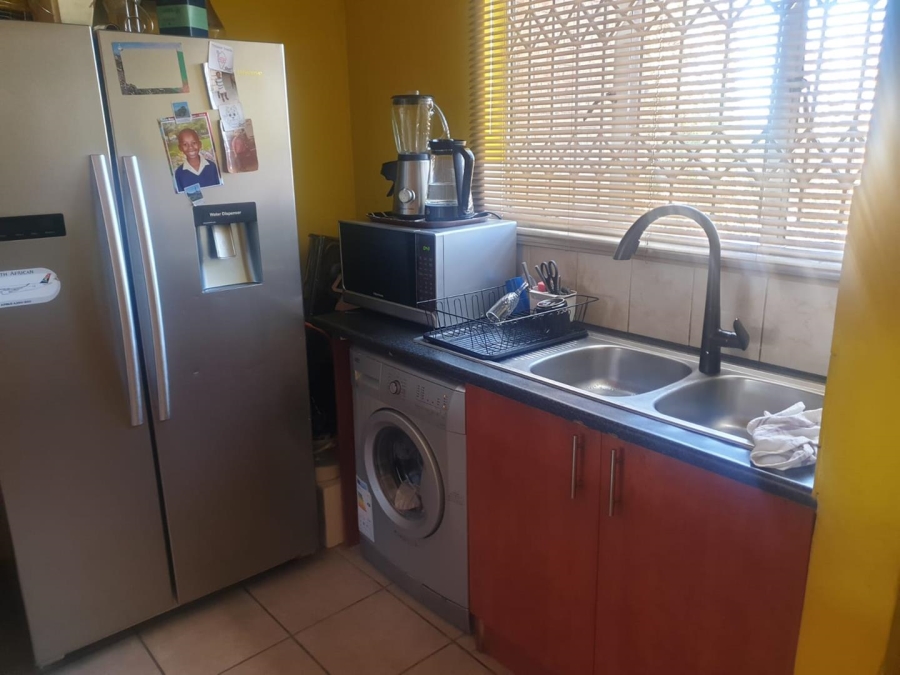 2 Bedroom Property for Sale in Birchleigh Gauteng