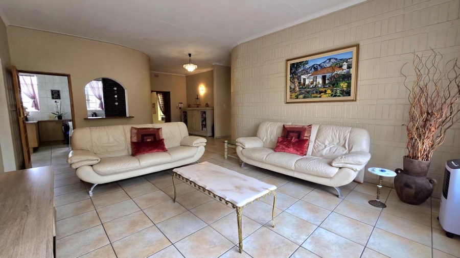4 Bedroom Property for Sale in Randhart Gauteng