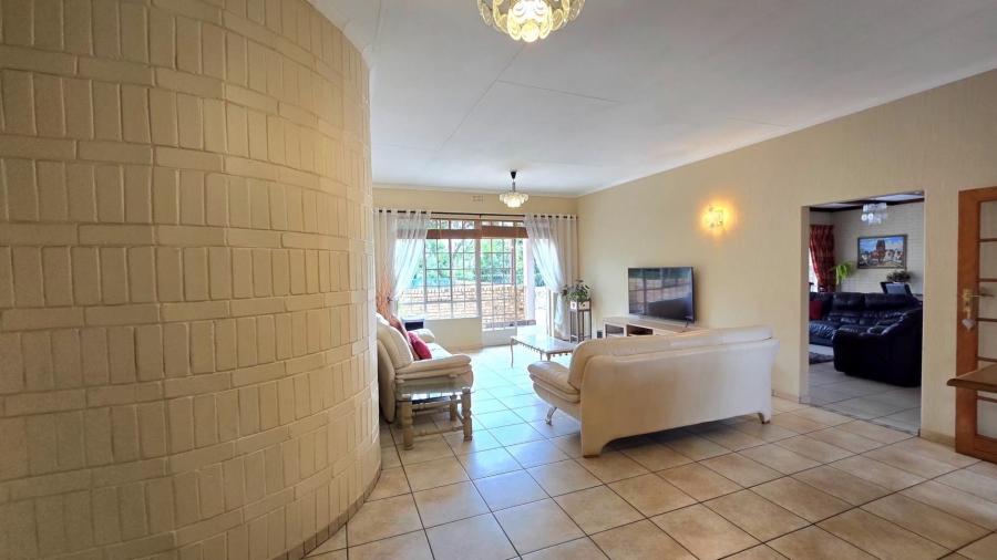 4 Bedroom Property for Sale in Randhart Gauteng