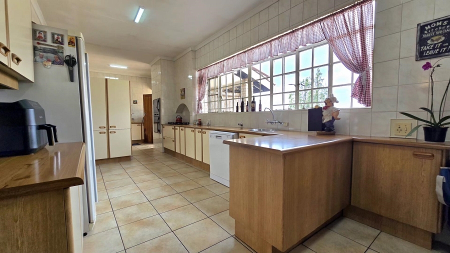 4 Bedroom Property for Sale in Randhart Gauteng