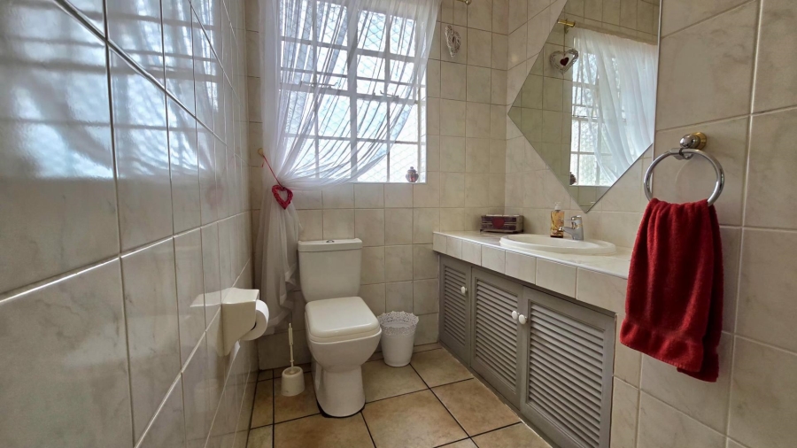 4 Bedroom Property for Sale in Randhart Gauteng