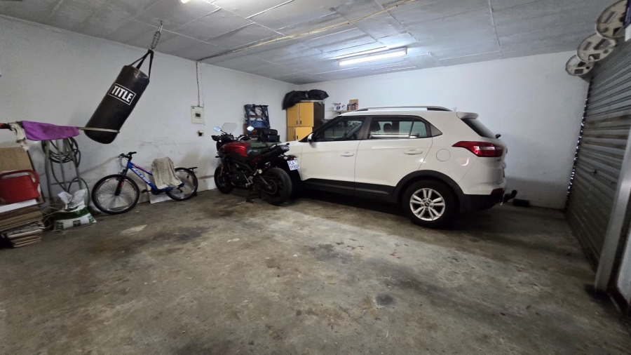 4 Bedroom Property for Sale in Randhart Gauteng