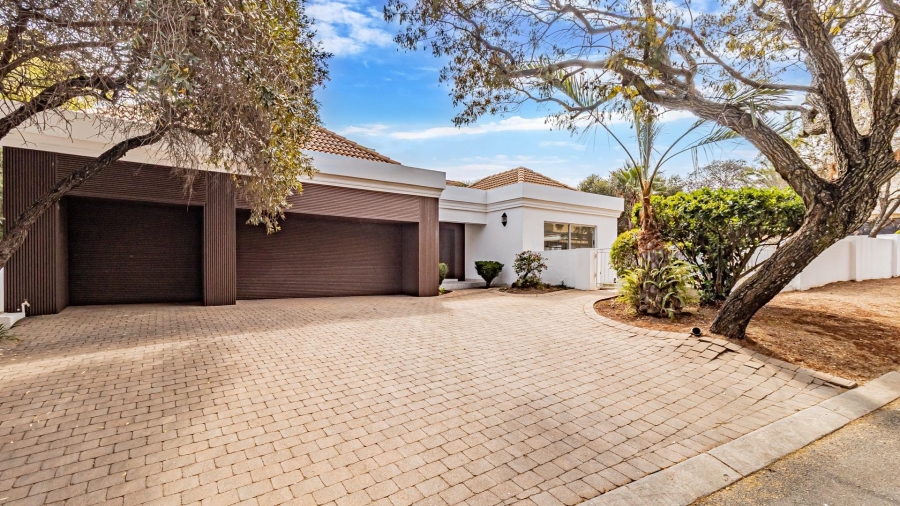 4 Bedroom Property for Sale in Dainfern Golf Estate Gauteng