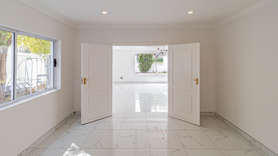 4 Bedroom Property for Sale in Dainfern Golf Estate Gauteng