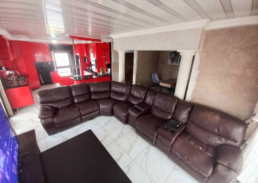 3 Bedroom Property for Sale in Lotus Gardens Gauteng