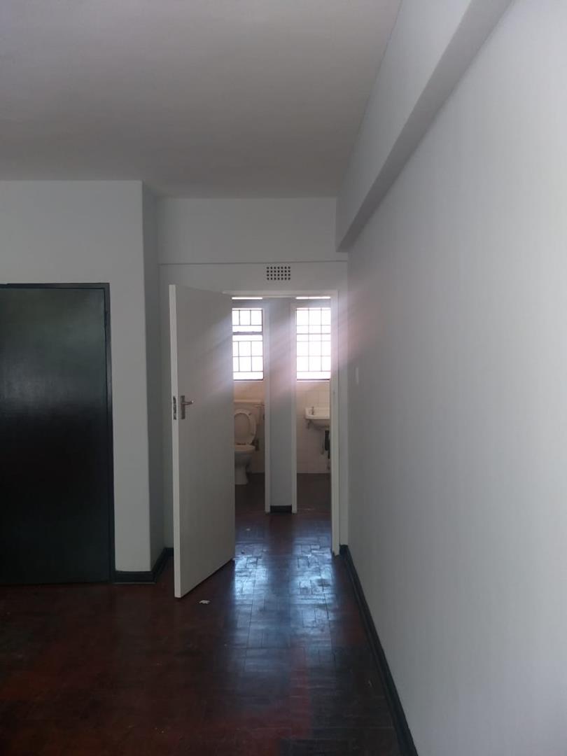 2 Bedroom Property for Sale in Hillbrow Gauteng