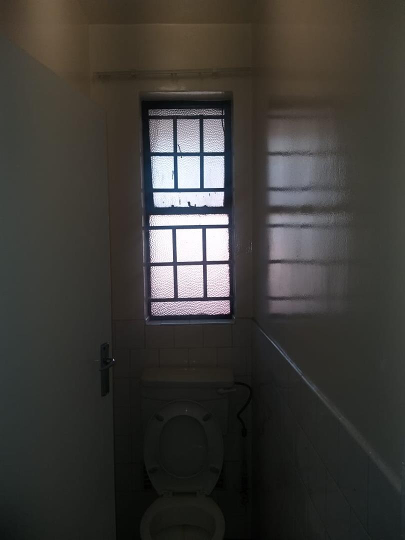 2 Bedroom Property for Sale in Hillbrow Gauteng