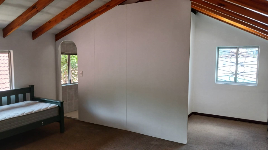 To Let 2 Bedroom Property for Rent in Hurlingham Manor Gauteng