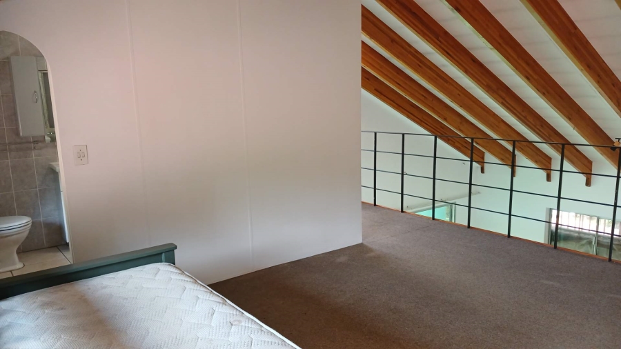 To Let 2 Bedroom Property for Rent in Hurlingham Manor Gauteng